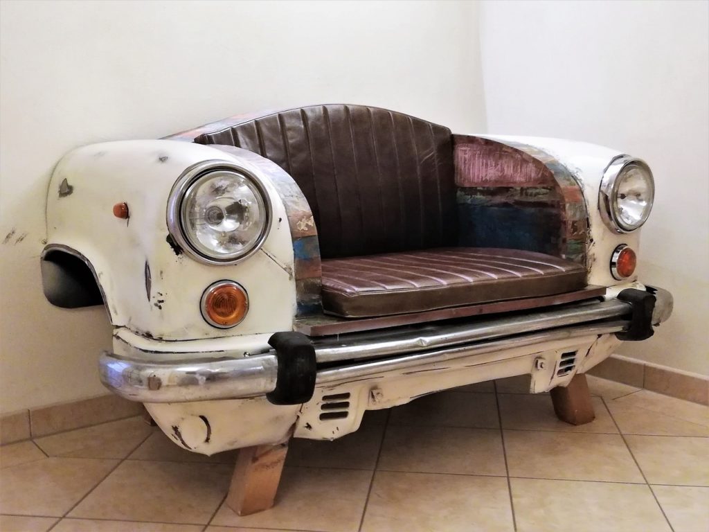 Очень необычный диван